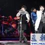 组图：滚石唱片三十年演唱会 50次合唱破纪录
