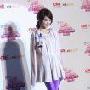 组图：音乐之声TOP榜颁奖后台 韩庚田馥甄捧奖