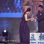 范冰冰获最佳女演员奖 婚姻大事今年难解决(图)