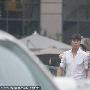 陈坤携儿子为母亲庆生(图)