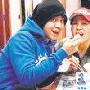 罗志祥陪妈妈打麻将把把赢 被逼清理狗大便
