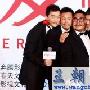 《将爱》男主角重聚 李亚鹏送微情书给王菲(图)