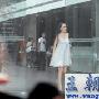 黄海波带女友购豪车 准老婆曾与任达华交往(图)