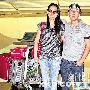 甄子丹夫妇结婚7年 扫名牌喝红酒庆祝