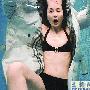 45岁张曼玉比基尼入水 皮肤白皙身材紧实(图)