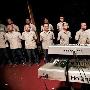 臧天朔监狱生活曝光 中秋晚会献唱歌曲(组图)