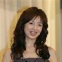 高冈早纪家中秘密产女 获母亲男友悉心照料