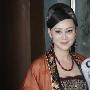 宋佳热拍《西厢记》女儿探班 拒绝其过早入行