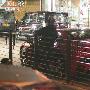 邱淑贞产后瘦身变辣妹 驾300万元跑车聚餐(图)