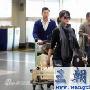 组图：大S结束爱情假期离京 面带笑容心情好
