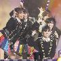 日本偶像团体AKB48首次亮相上海 过百粉丝接机