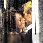 女星赫莉被拍出轨辣吻球星 丈夫是印度富商(图)