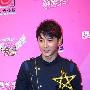 韩庚笑傲新人盛典 曝汪小菲探班大S拍戏(图)