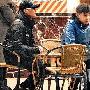 李冰冰赴台拍广告 素颜逛平民夜市吃不停(组图)