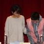 Selina淡妆出席记者会 S.H.E发言全文(图)