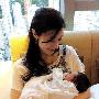 李嘉欣剖腹产子圆满 公婆现身医院引现场混乱