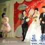 组图：胡可沙溢在京举办婚礼 新娘上台动情落泪