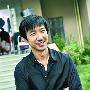 鄢颇伤愈乐观谈被砍 赞李小冉是坚强女孩(图)