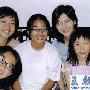 孙燕姿三姐妹合影曝光 姐姐是投行副总裁(图)