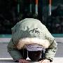 玄彬入伍前拍6广告月赚40亿韩元 服役月薪仅7万