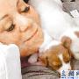 玛丽亚凯莉担心爱犬嫉妒小孩 带宠物看心理医生