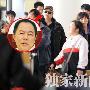 张铁林疑似私生子首曝光 方脸乖巧喊爸爸(组图)