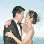 侯佩岑婚礼花费380万 新人相拥照曝光(组图)