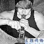 《哈利·波特》罗恩疑似吸毒 赫敏被排挤退学