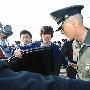 玄彬入伍后首次休假 与家人度过温馨假期(图)
