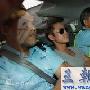 草蜢蔡一杰酒驾受轻伤 带返警局协助调查(组图)