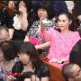 范玮琪黑人教堂行礼张柏芝狂拍照 大S感动落泪