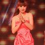柳岩穿粉红礼裙性感亮相 节目中演悍妇怨妇(图)