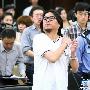 高晓松粉丝夜砸交警队玻璃 要为偶像讨说法(图)