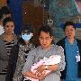 陈好低调产子出院 老公亲接送婆婆家中相迎(图)