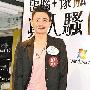艺人陈自瑶在家被偷拍 黄宗泽望媒体给明星空间
