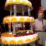 89岁杨振宁携娇妻办生日会 恩爱牵手亮相(组图)