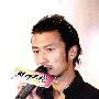 谢霆锋4分钟“表演” 柏芝失控发狂报复(组图)