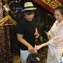 陈浩民婚后宴请家长照曝光 新婚妻子疑有孕(图)