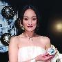 周迅不羡慕赵薇已婚生子 谈感情：顺其自然吧