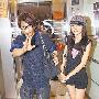 刘谦与20岁香港模特机场亲密 害羞承认发展良好