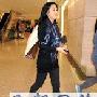 廖碧儿逛名店力证不穷 欲与陈豪复合狂捞金(图)