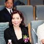 邝美云向红十字会捐款960万：望大家继续支持它