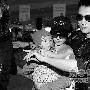 锋芝婚姻经历艳照门“炸弹” 霆锋气度获赞扬