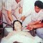 邓丽君尸检照首曝光 左脸有伤痕死因遭疑(组图)