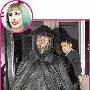 Lady Gaga戴斗笠面纱罩脸 被讽活像垃圾袋