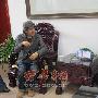 周星驰低调亮相西安无人识 参观楼观台(组图)