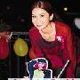 29岁阿Sa庆生见证粉丝求婚 贴心献歌送花(图)