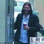 传黛米摩尔因双性恋离婚 夫妻荒淫玩3P(组图)