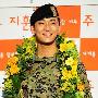 中日韩粉丝欢迎朱智勋退伍 首部作品已敲定(图)