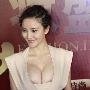 刘雨欣爆乳照疯传 昔日美艳性感照大盘点(组图)